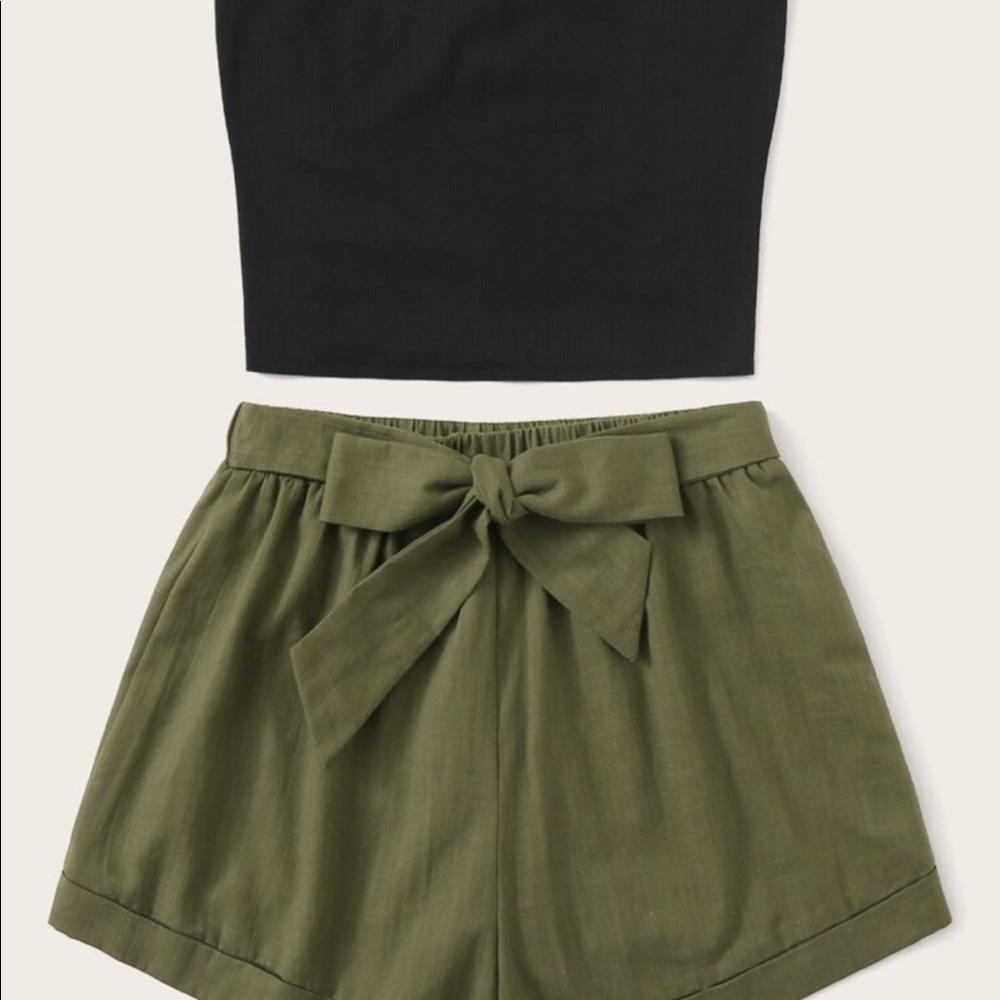 Olive green shorts - Picture 3 of 3